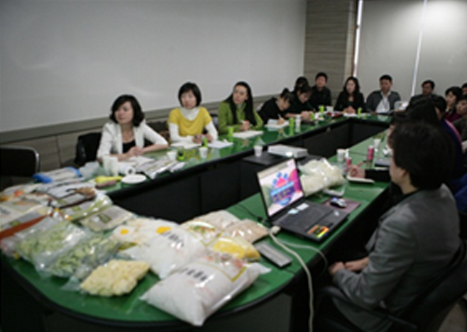 2009.02.24 광주물퓨센터에서 열린 솔루션 푸드 설명회